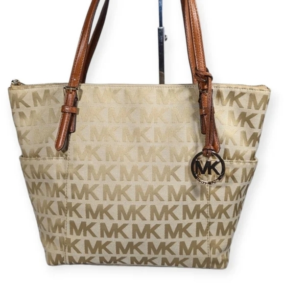 Michael Kors Travel Tote - Picture 1 of 4
